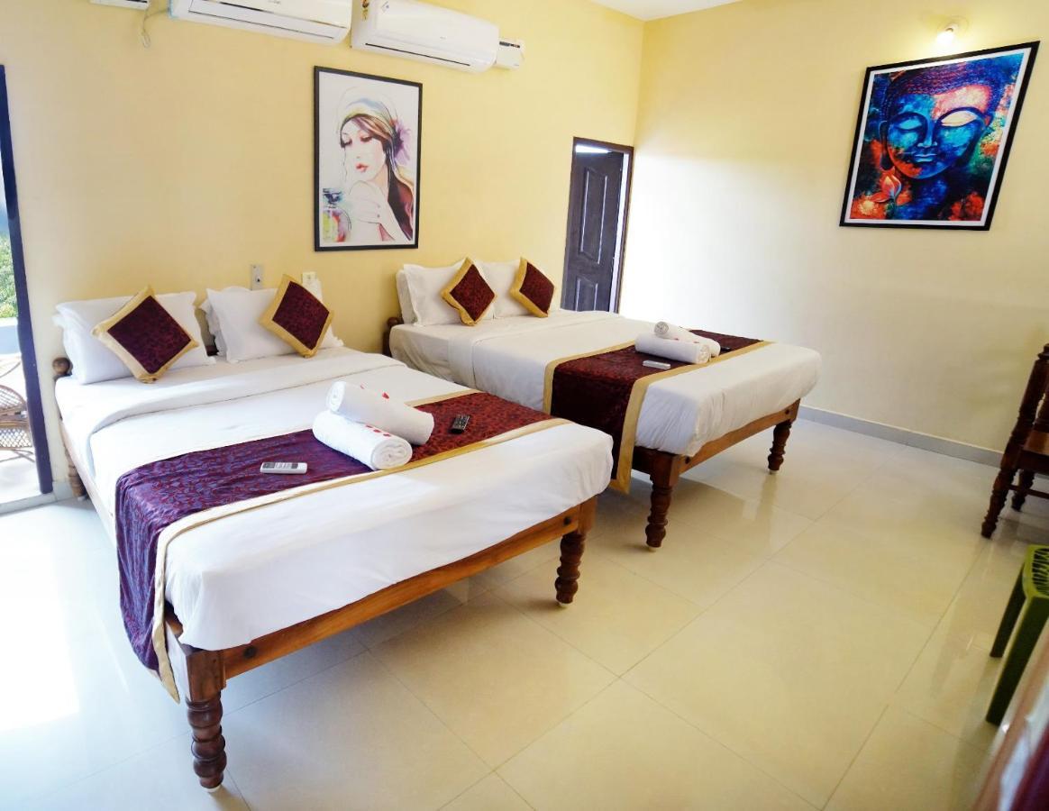 Hotel Castle Manor - Auroville Beach Pondicherry Exterior foto